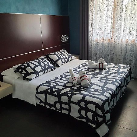 Manu'S Guest Suite Cosenza Exterior foto
